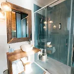 Corte Lusenzo 4* كيودجا